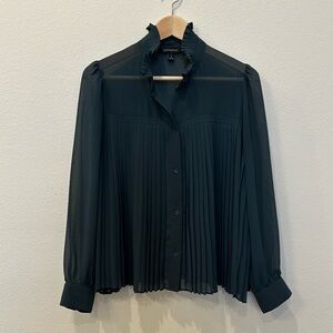 Banana Republic LS Dark Green Sheer Top Size Small